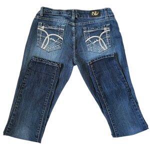 NV Woman’s Size 9 Dark Wash Denim Low-Rise Jeans with Embroidered Pockets